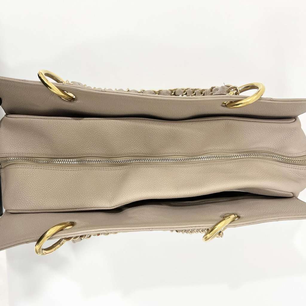 Chanel Caviar Square Bag Large Beige Leather Good - Box View