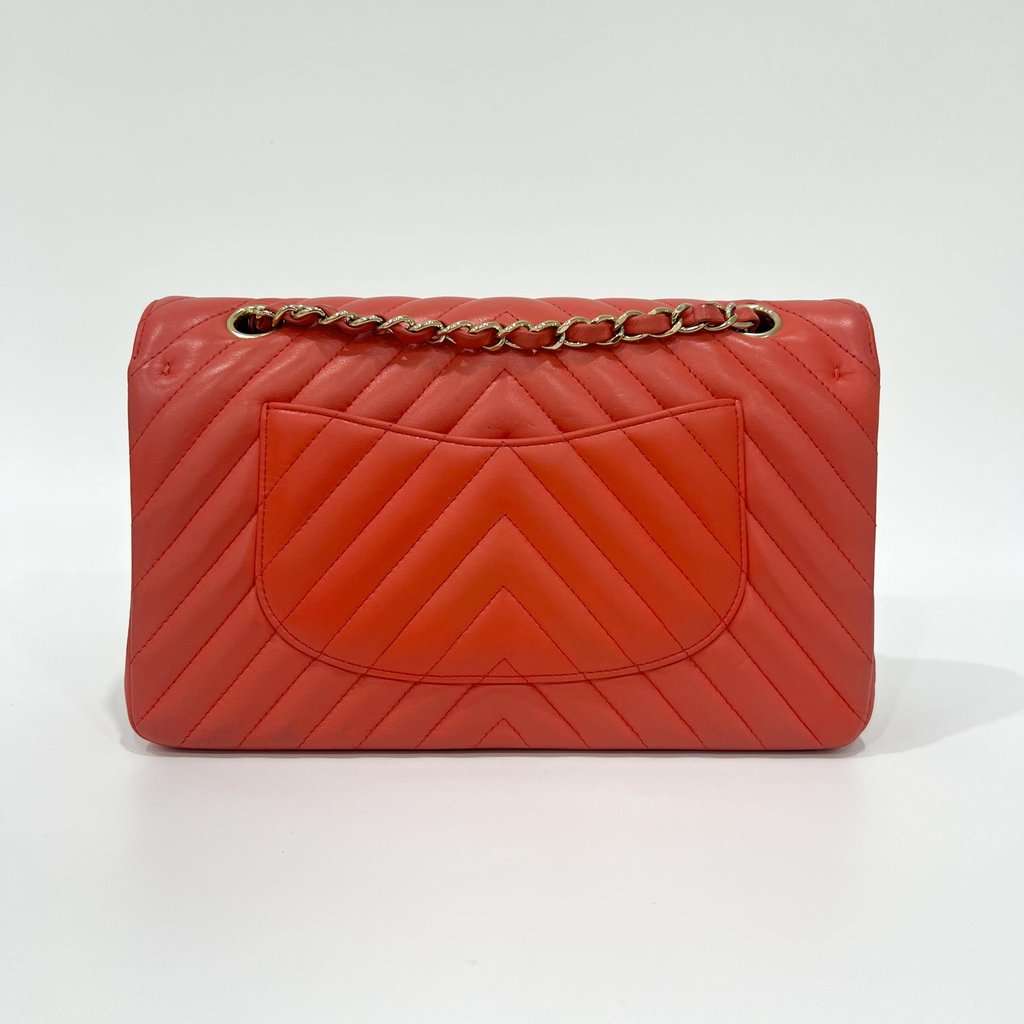 Chanel A01112 Lambskin Chevron Gold Hardware Classic Medium Shoulder Bag Red Leather Good - Inside View