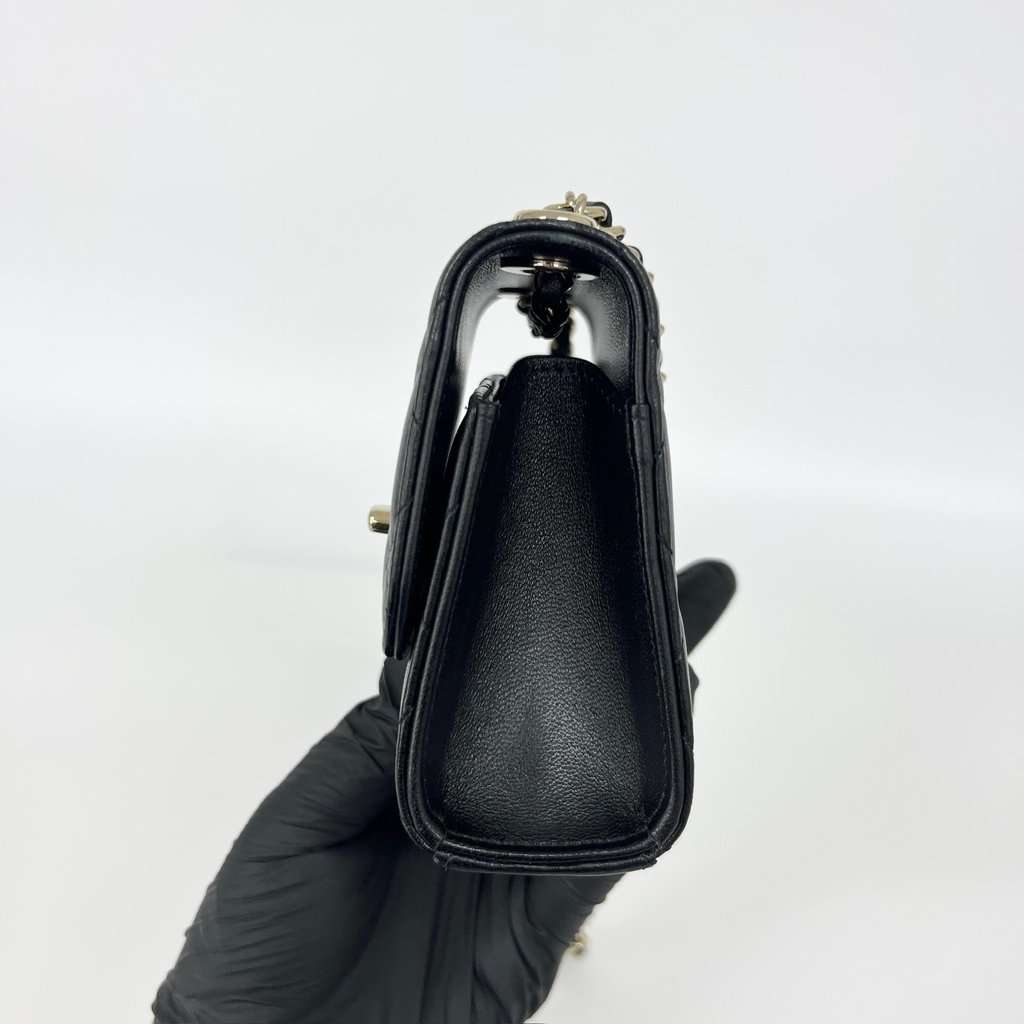 Chanel Trendy CC Mini Lamb Skin Black Leather Very good - Box View