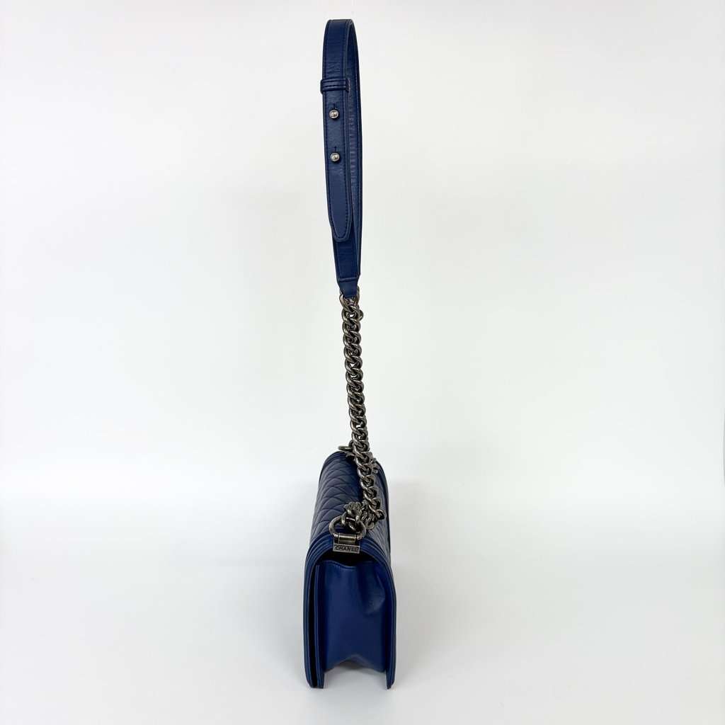 Chanel Boy Bag Large Blue Calfskin Silver Hardware Shoulder Bag Series 23 Blue Leather Good - Inside View