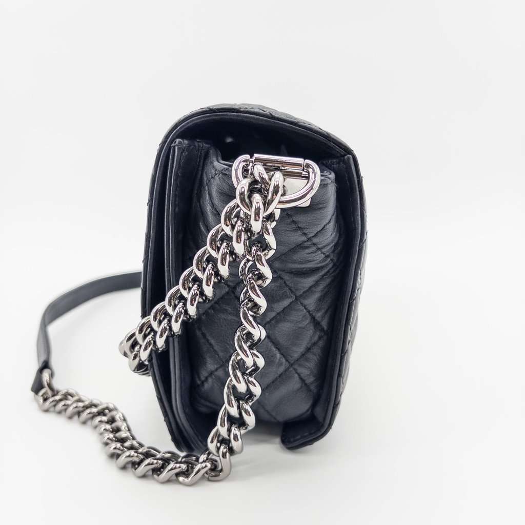 Chanel Boy Chanel Raffia and Lambskin Flap Bag Medium Black Silver Hardware MultiColor Rattan Good - Inside View