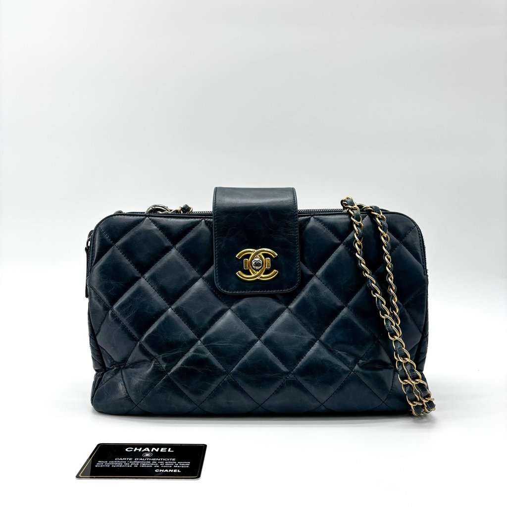 Chanel Vintage Lambskin Frame Chain Shoulder Bag Navy Gold Hardware Gold Leather Very good - Back View