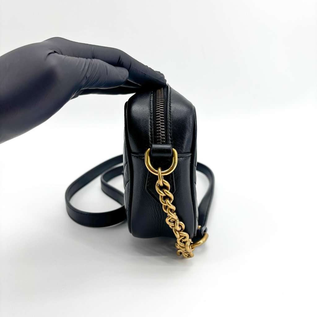 Gucci GG Marmont Small Matelasse Shoulder Bag Black Black Leather Fair - Inside View