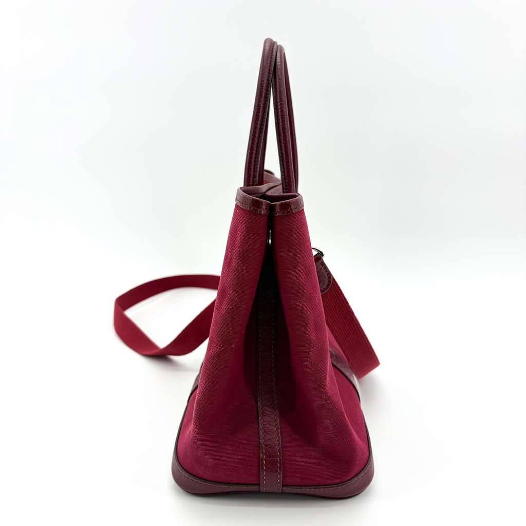 Hermès Garden Party 30 TPM Bordeaux Canvas Leather Burgundy Canvas Fair - Model View
