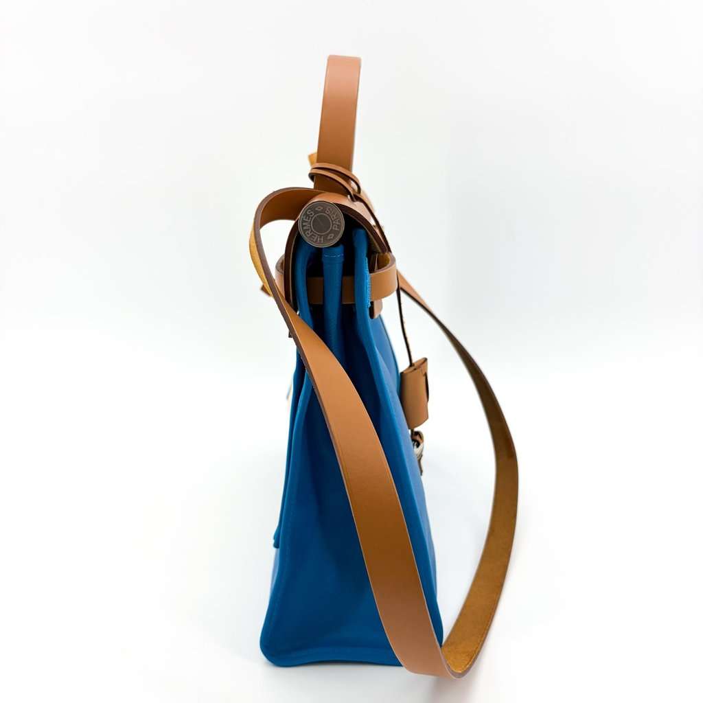 Hermès Herbag Zip 31 Blue Gold Silver Hardware Blue Canvas Very good - Model View