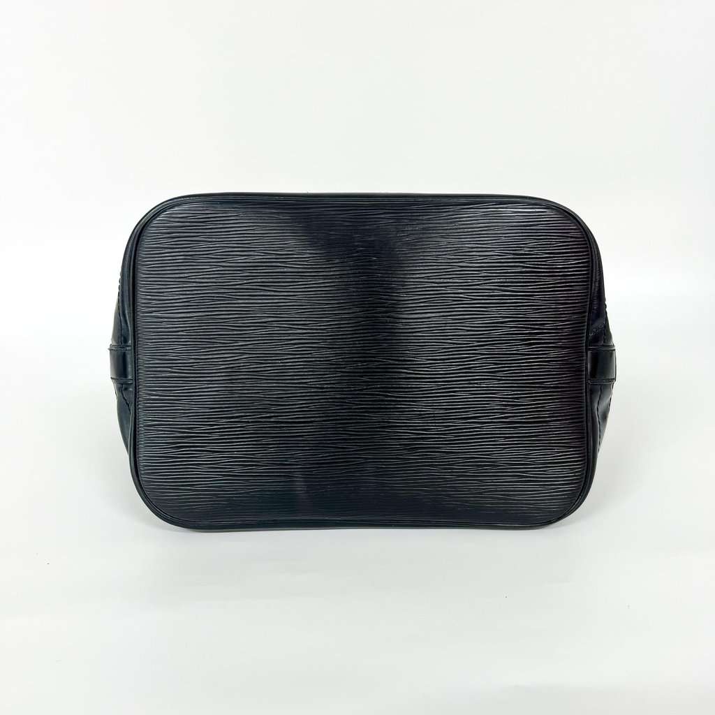 Louis Vuitton Epi Noé Black Black Leather Good - Box View