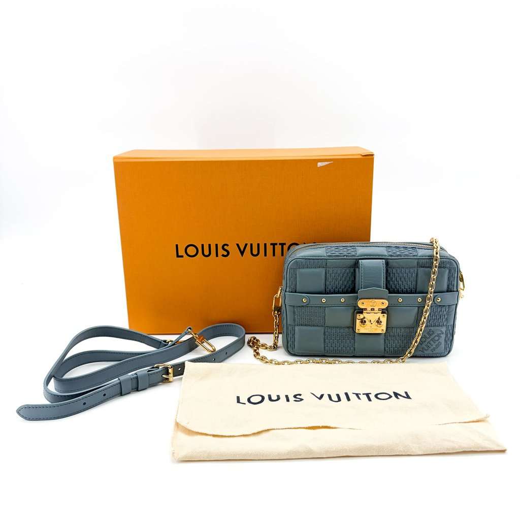 Louis Vuitton Damier Wavy Trunk Clutch Blue MultiColor Leather Very good - Back View