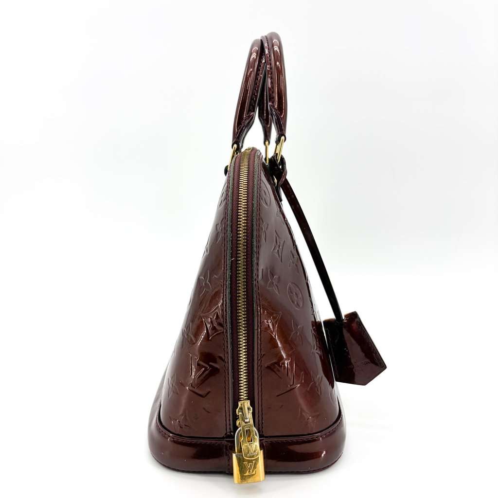 Louis Vuitton Alma PM Monogram Vernis Amarante Burgundy Leather Very good - Model View