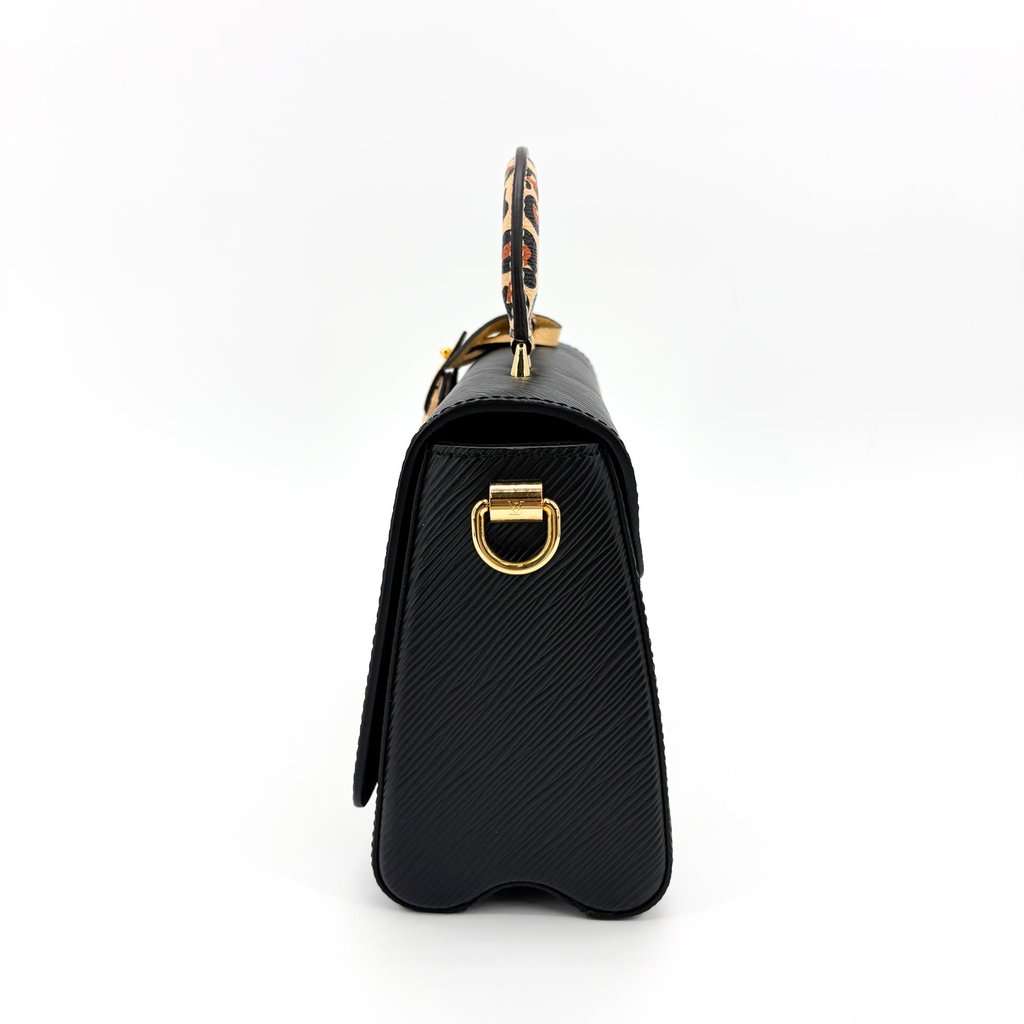 Louis Vuitton Twist One Handle PM Black Epi Leather Leopard Beige Leather Very good - Model View