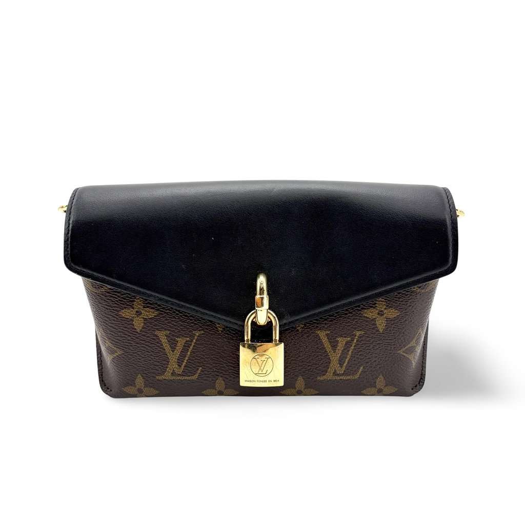 Louis Vuitton Padlock-on Strap Chain Crossbody Bag Black Canvas Very good - Front View