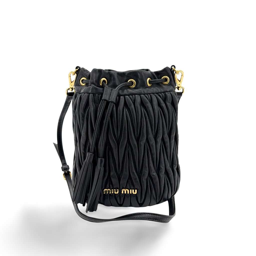 Miu Miu Matelassé Napa Leather Bucket Bag Black Black Leather Very good - Front View