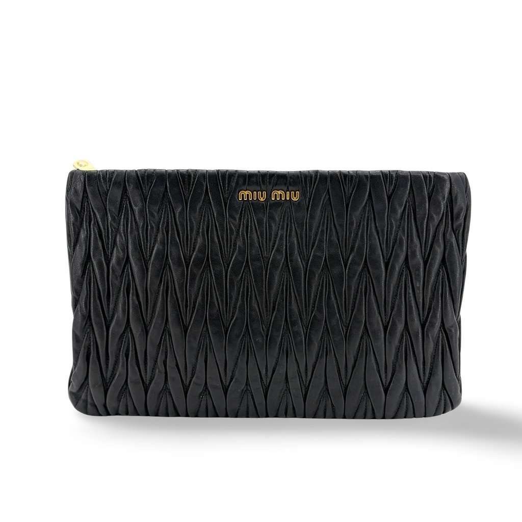Miu Miu Matelassé Napa Leather Pouch Black Black Leather Very good - Front View
