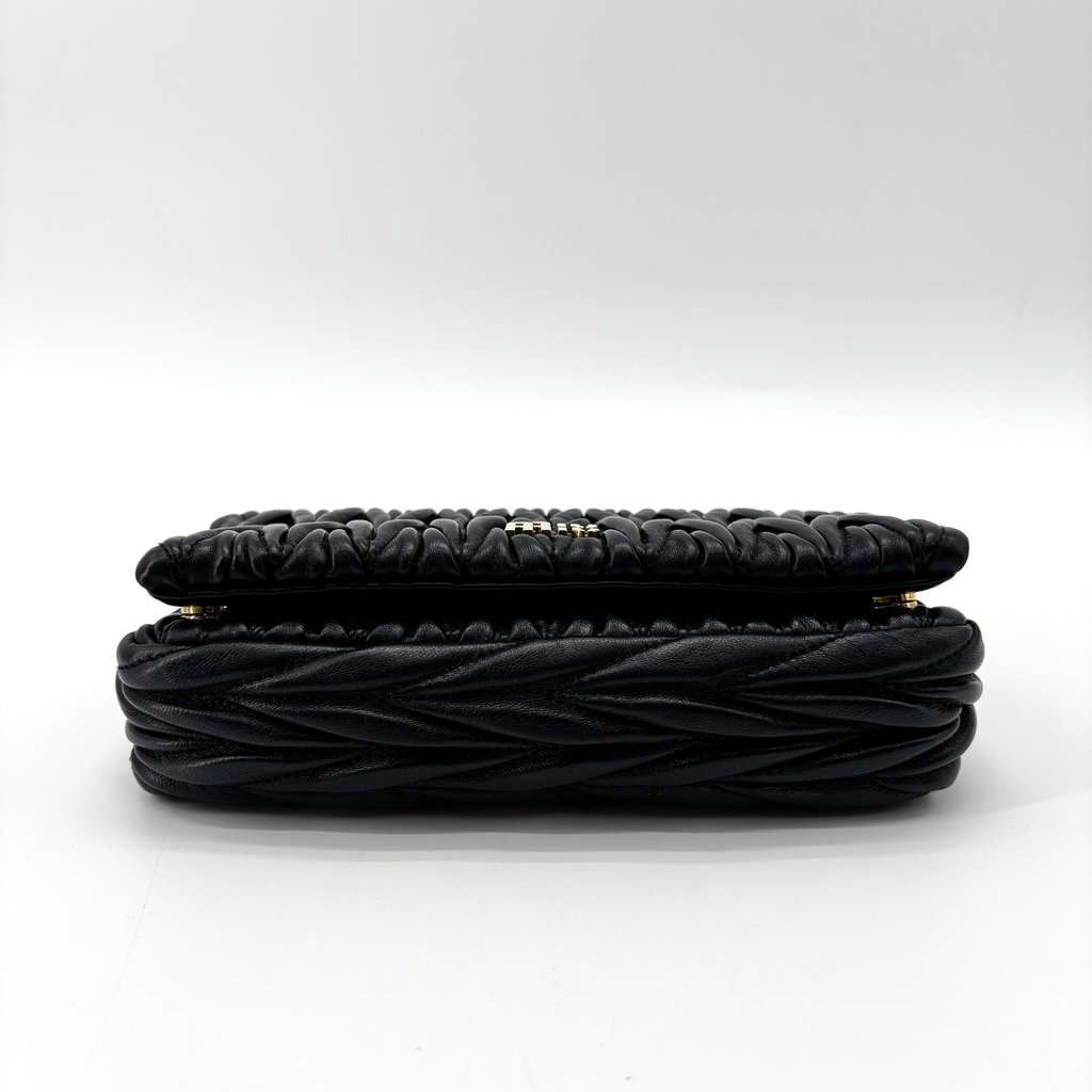 Miu Miu Matelasse Nappa Leather Pouch Black Black Leather Very good - Box View