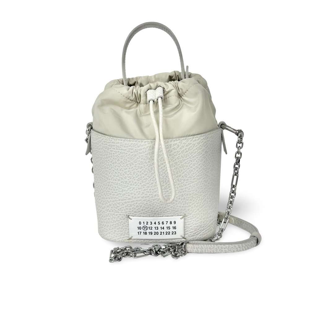 Maison Margiela 5AC Small Bucket Bag White Canvas Good - Front View