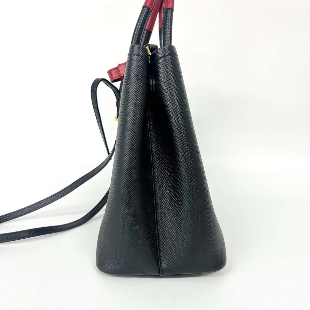 Prada Saffiano Cur Double Bag Medium 1BG775 Black Leather Good - Model View