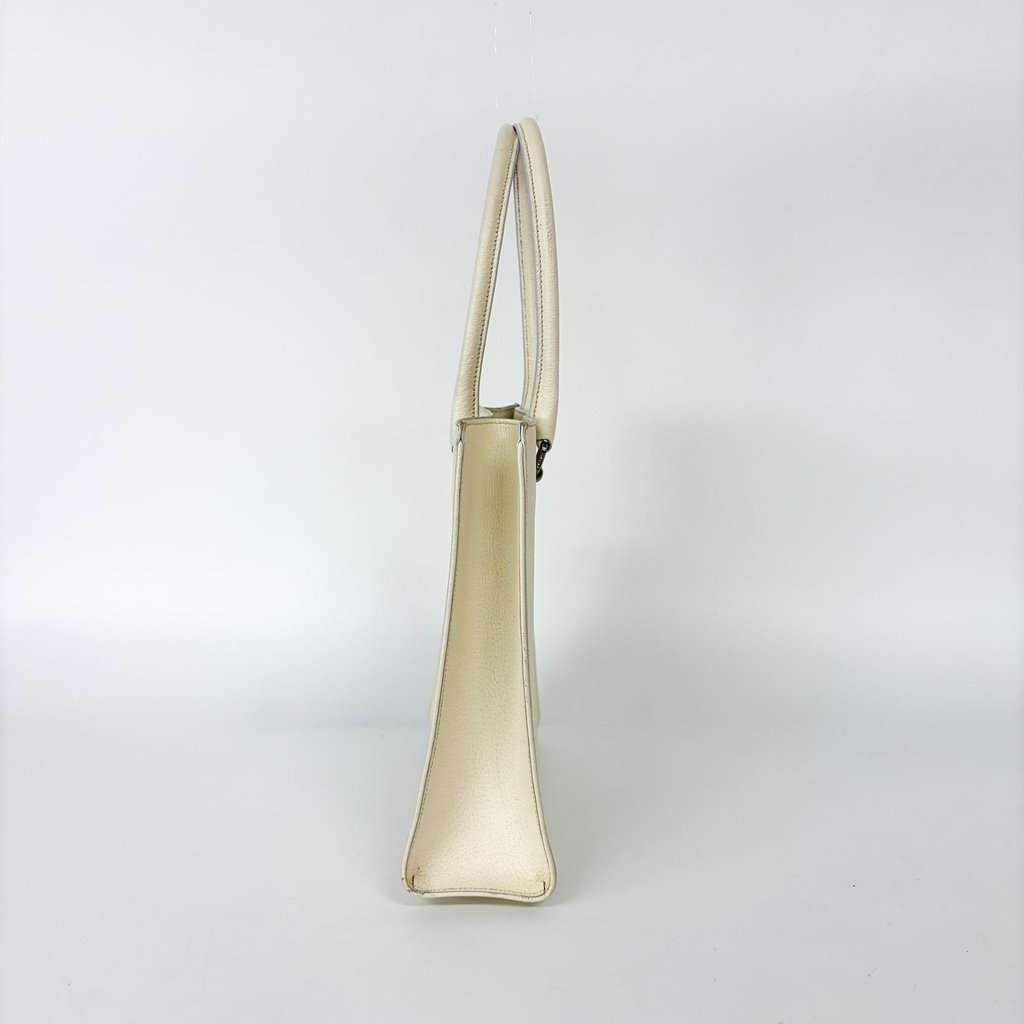 Prada Vitello Phoenix Leather Tote Bag Ivory Ecru Leather Good - Inside View