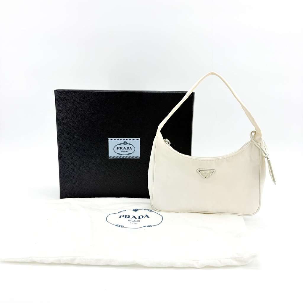 Prada Re-edition 2000 Nylon Mini Bag White White Polyamide Good - Back View