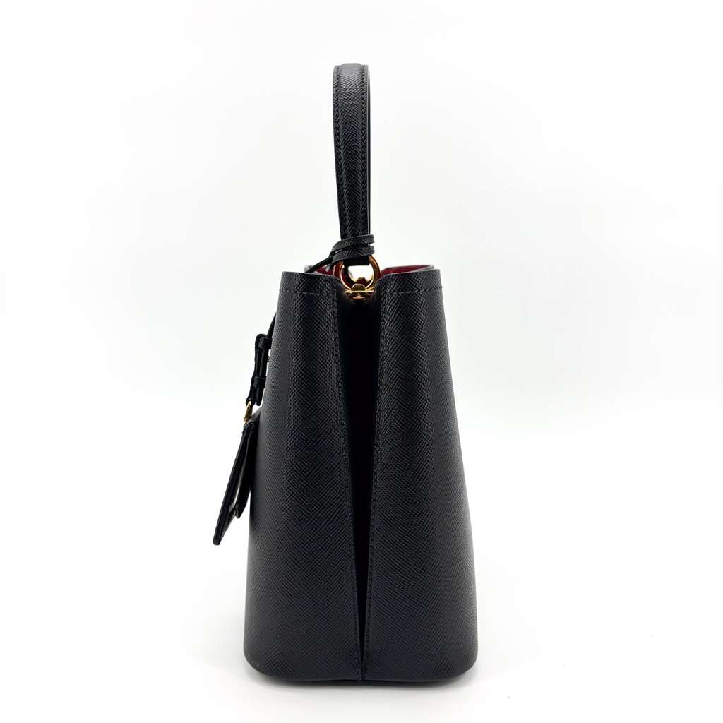Prada Panier Saffiano Leather Medium Bag Black Black Leather Very good - Model View