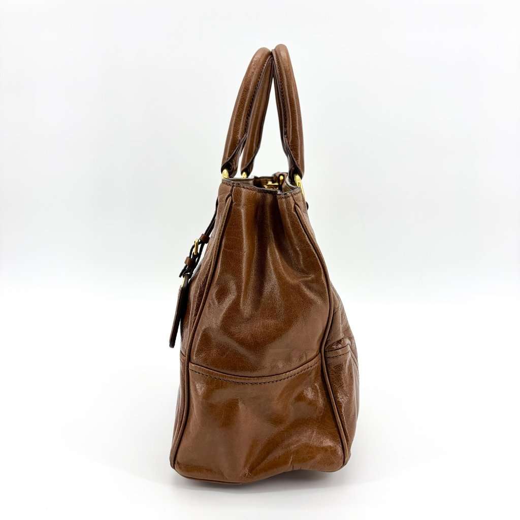 Prada Vitello Shine Tote Bag Brown Brown Leather Good - Model View