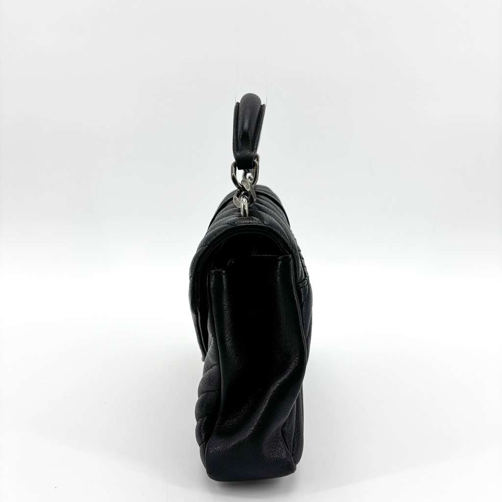 Saint Laurent Medium College Bag Black Silver Hardware Black Shearling Very good - Model View