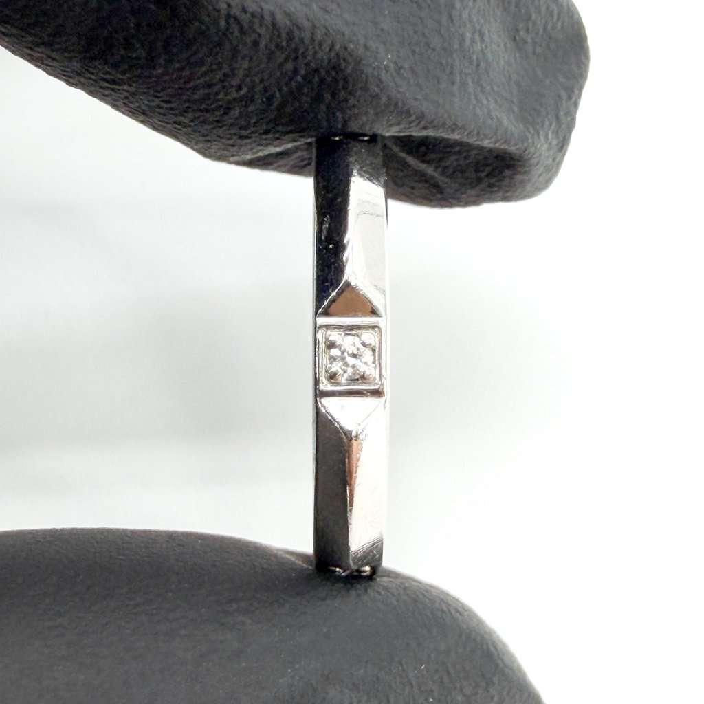 Tiffany & Co Tiffany Platinum Diamond Onyx Band Ring Size 8 Black Diamond Very good - Model View