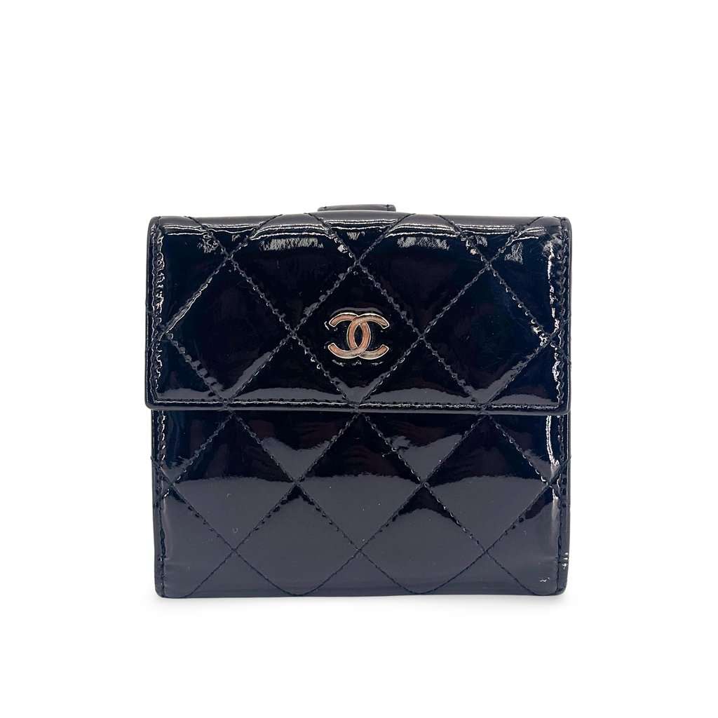 Chanel Classic Small Flap Wallet Patent Black Gold Hardware Black Leather Very good - Front View