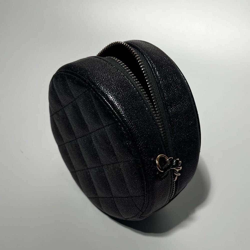 Chanel Coin Bag Black Leather Metal Good - Model View