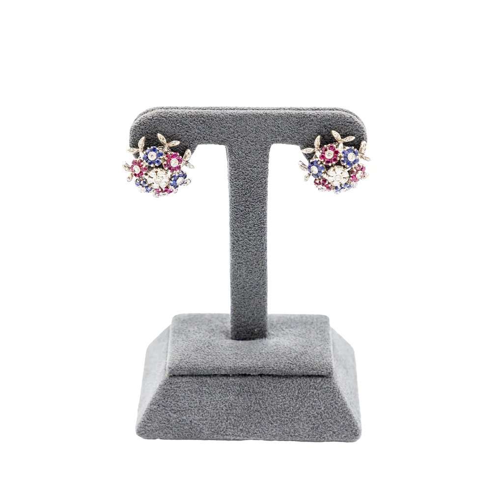 Unsigned Vintage 18K White Gold Gemstone Floral Clip Earrings ' 60s White Good - Inside View