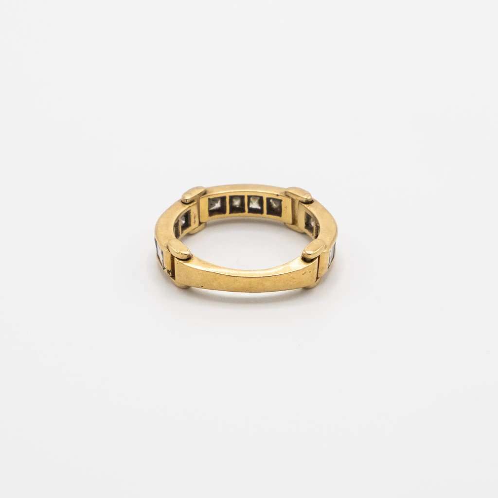Unsigned Vintage 18K Yellow Gold Ring with Channel-Set Diamonds - '80s Yellow Good - Model View