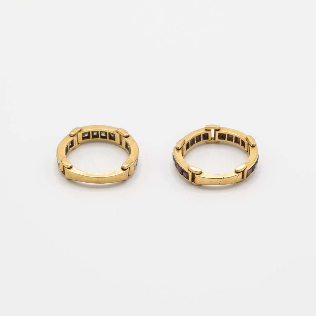 Unsigned Vintage 18K Yellow Gold Ring with Channel-Set Diamonds - '80s Yellow Good - Box View