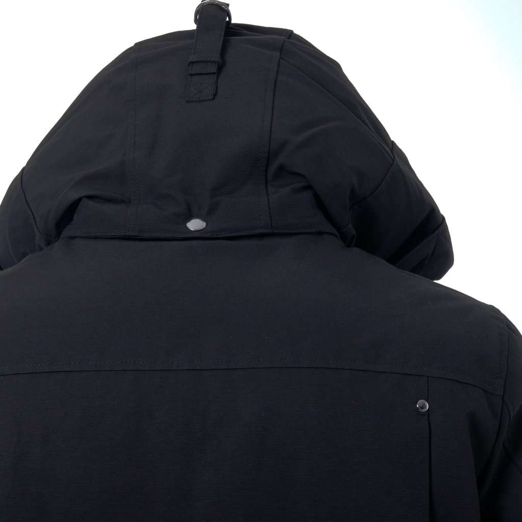 Unsigned Moose Knuckles Black Down Parka Jacket - '10s Black Cotton Good - Model View