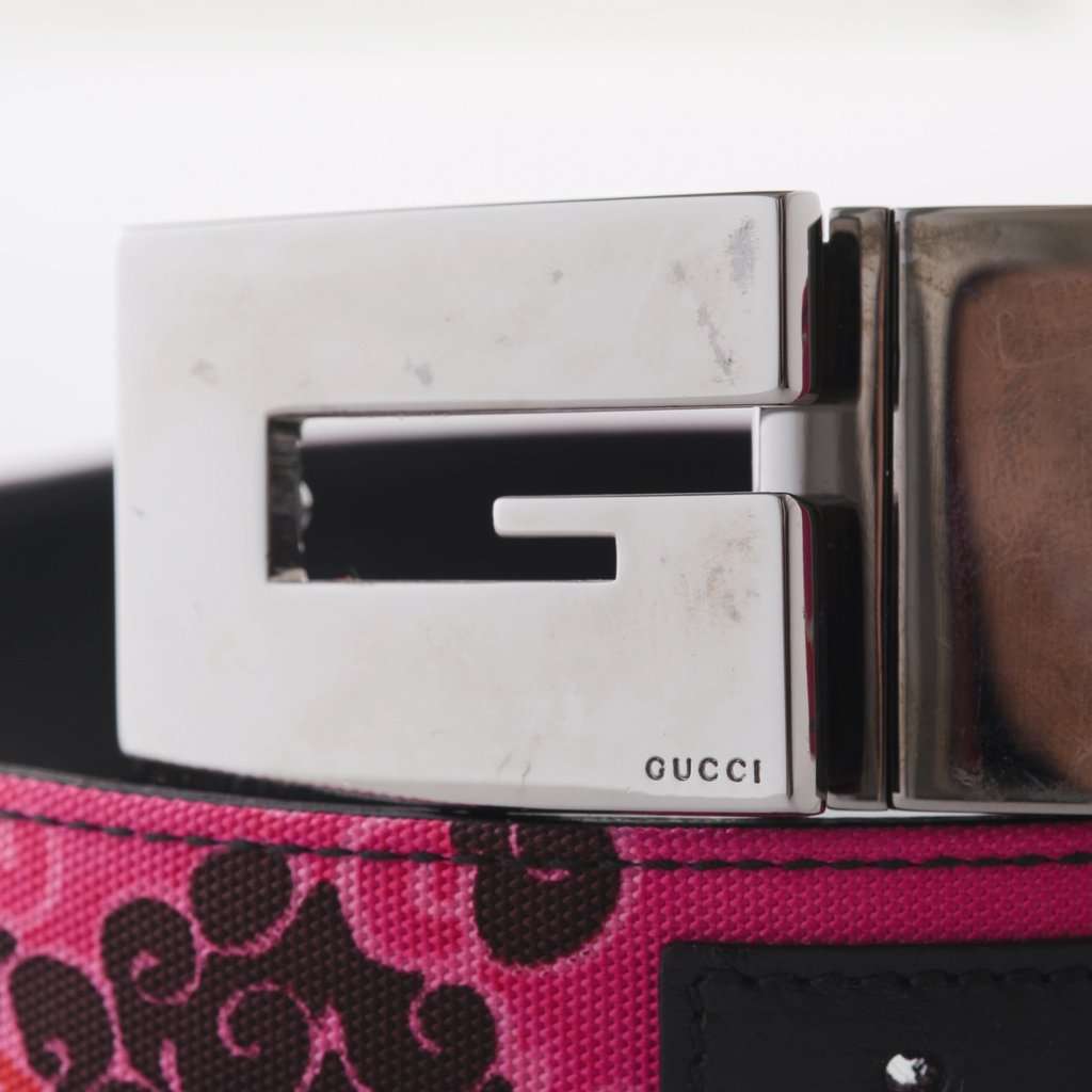 GUCCI Pink GG Canvas Belt with Silver G Buckle - '00s Pink Canvas Good - Inside View