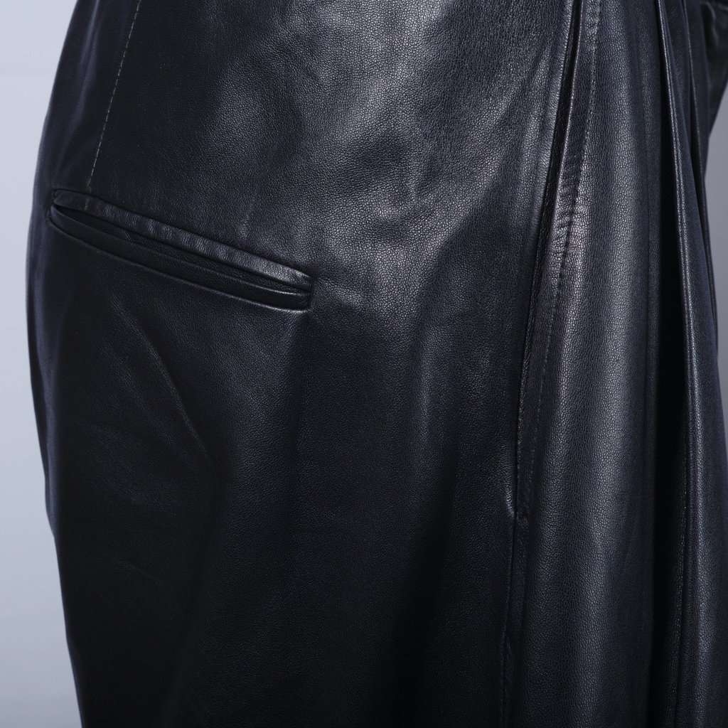 Unsigned Leather Black Pants - '10s Black Leather Good - Model View