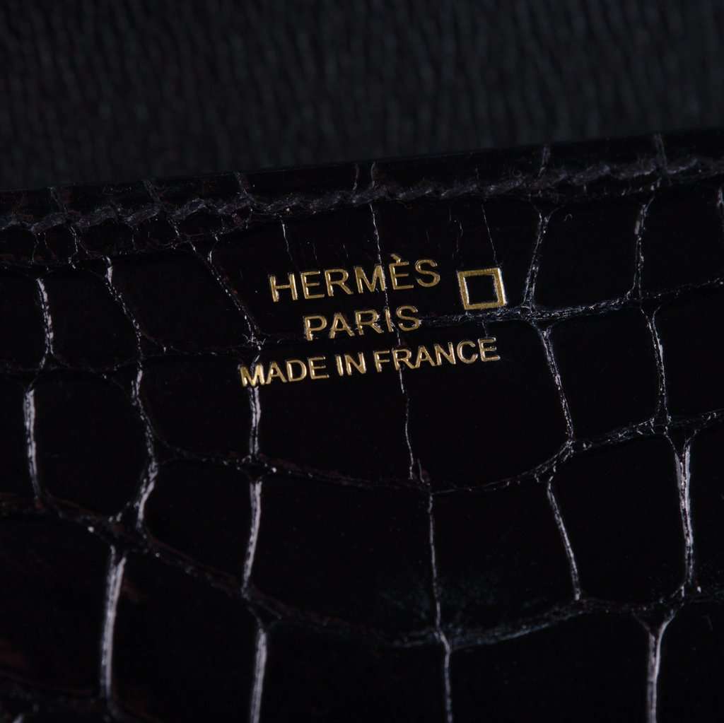 Hermès 2017 Shiny Mississippi Alligator Medor 23 Clutch - '10s Black Leather Good - Box View