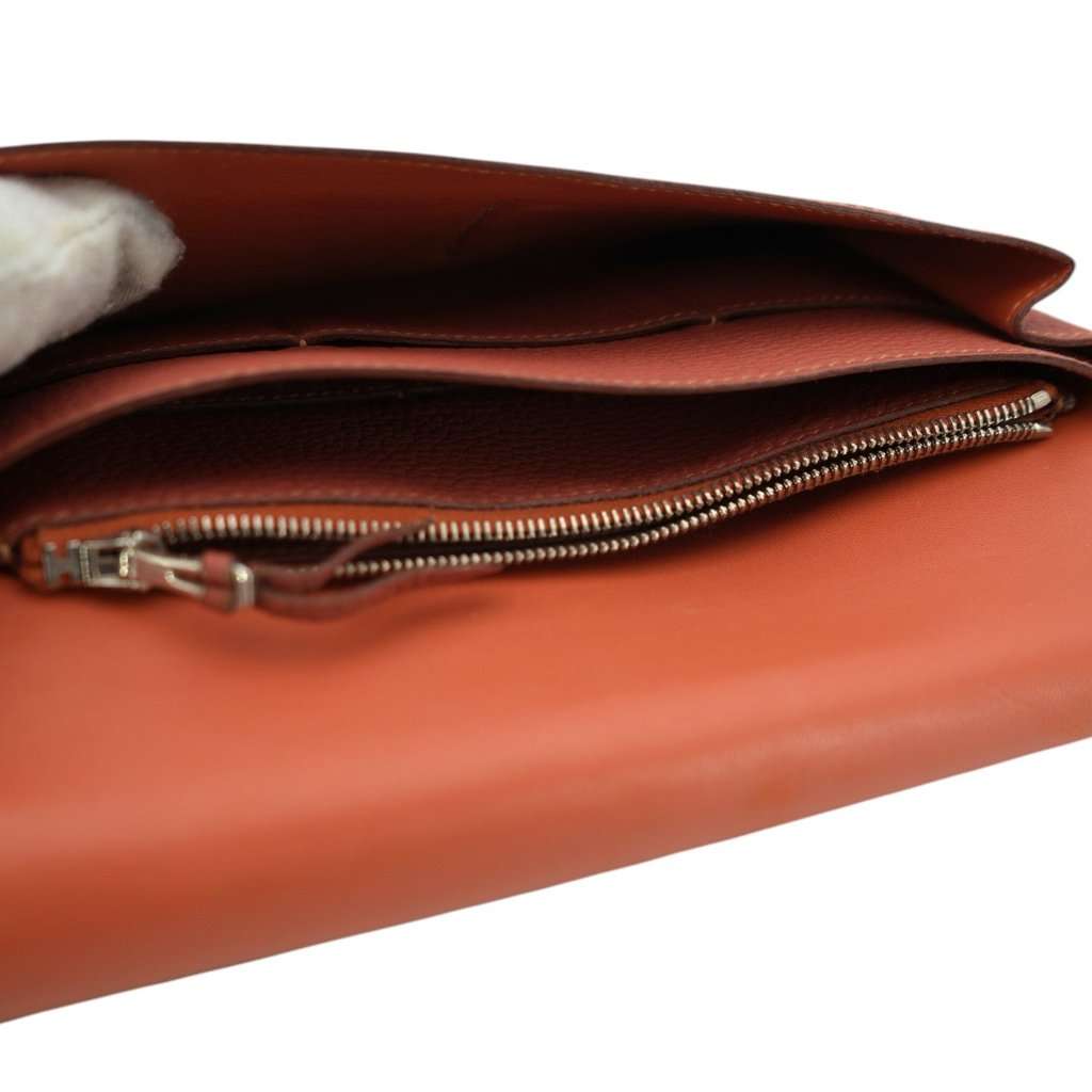 Hermes Wallet Red Leather Good - Model View