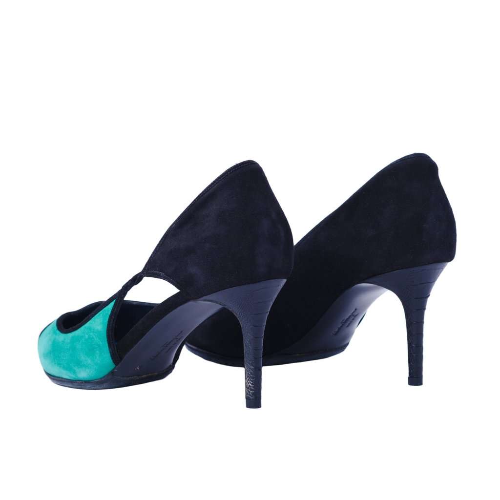 Salvatore Ferragamo Leather and Suede Pumps- '10s Black Leather Good - Inside View