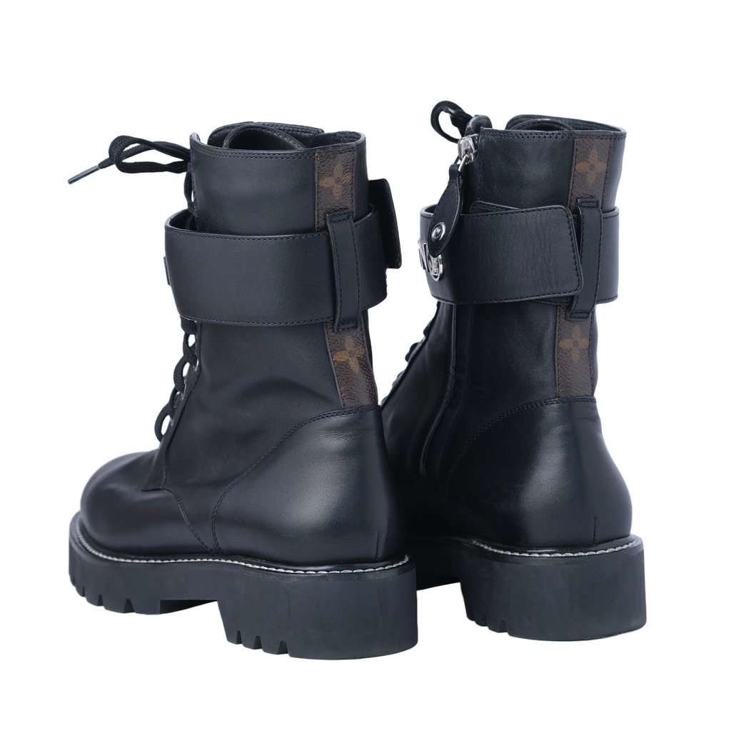 Louis Vuitton Calfskin Territory Flat Ranger Boots -'10s Black Leather Good - Inside View