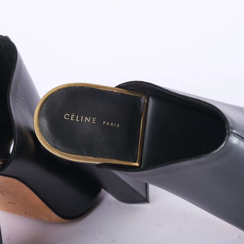 Celine Black Leather Flat Slides With Gold-Tone Details - '10s Black Leather Good - Box View