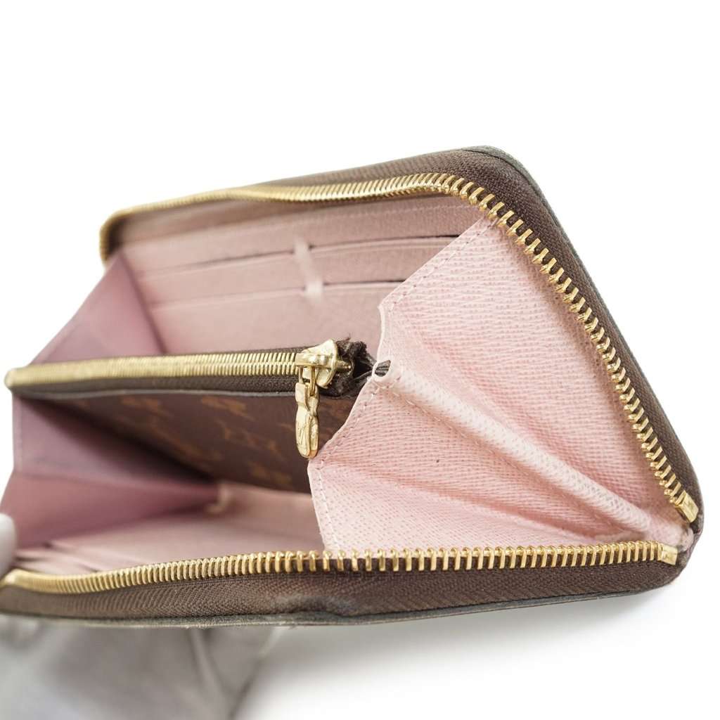 Louis Vuitton Wallet Brown Canvas Good - Inside View