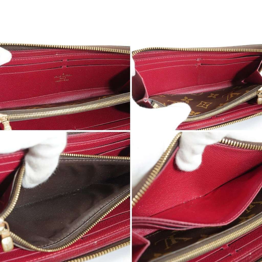 Louis Vuitton Wallet Brown Canvas Good - Model View