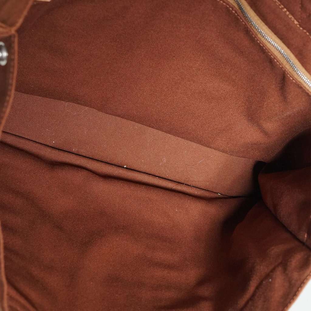 Hermes Tote Bag Fourre-Tout Brown Cotton Good - Model View