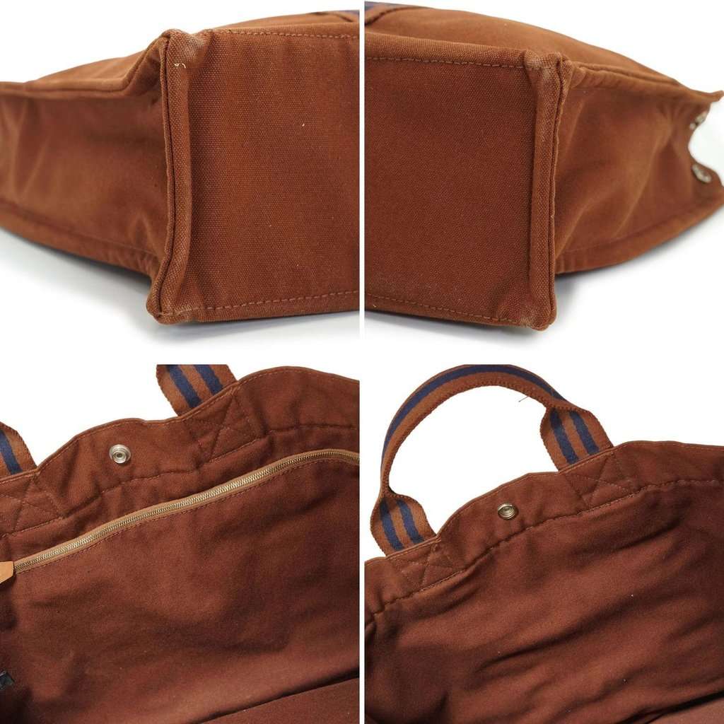 Hermes Tote Bag Fourre-Tout Brown Cotton Good - Model View