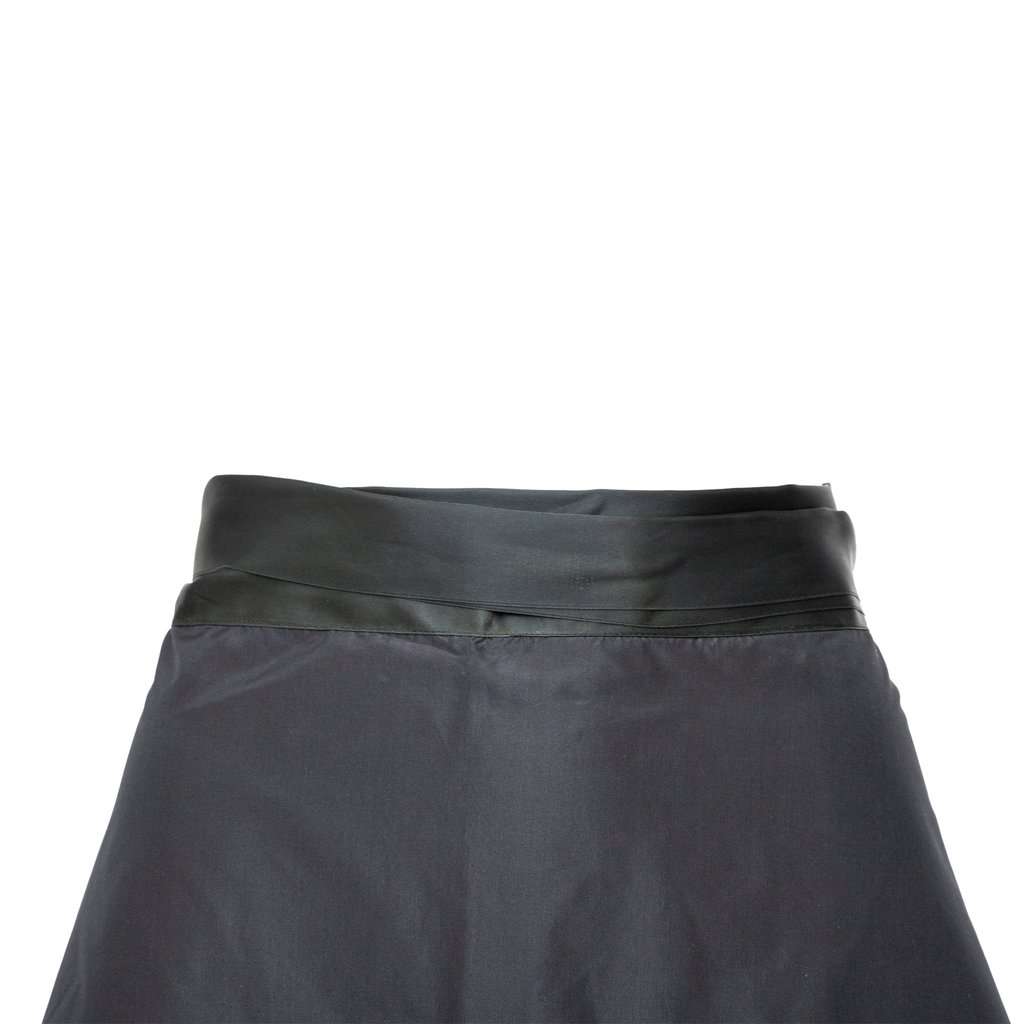 Gianfranco Ferré Skirt - '80s Black Lace Good - Model View