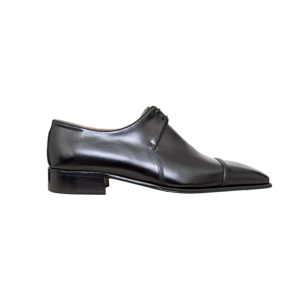Unsigned Black Lace-up Shoes - '10s Black Lace Good - Front View