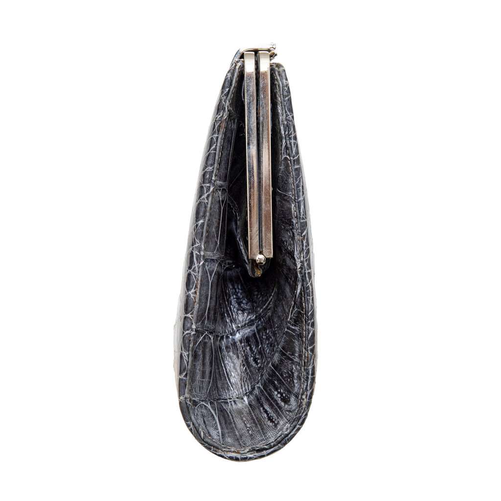 Unsigned Exotic Animal Leather Clutch - '90s Grey Leather Good - Model View