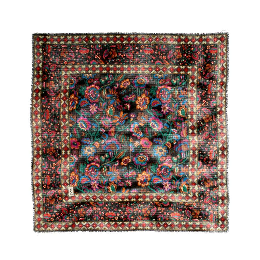 Yves Saint Laurent Paisley Scarf - '70s Red Good - Inside View