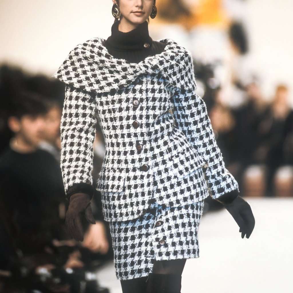 Valentino Boutique Checkered Set - '90s Red Wool Good - Back View