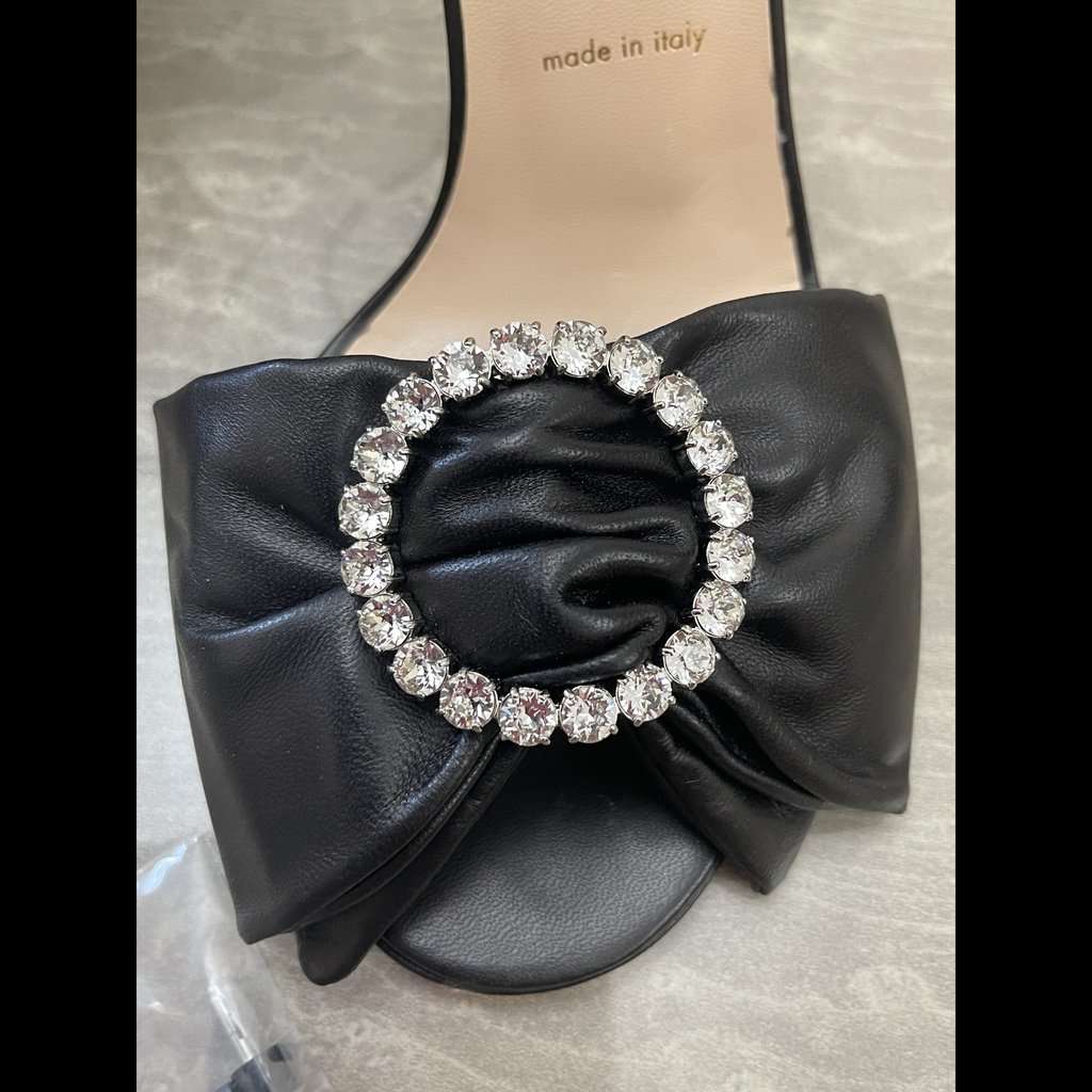 Gucci Leather Crystal Embellished Sandals Black Very good condition - Inside View
