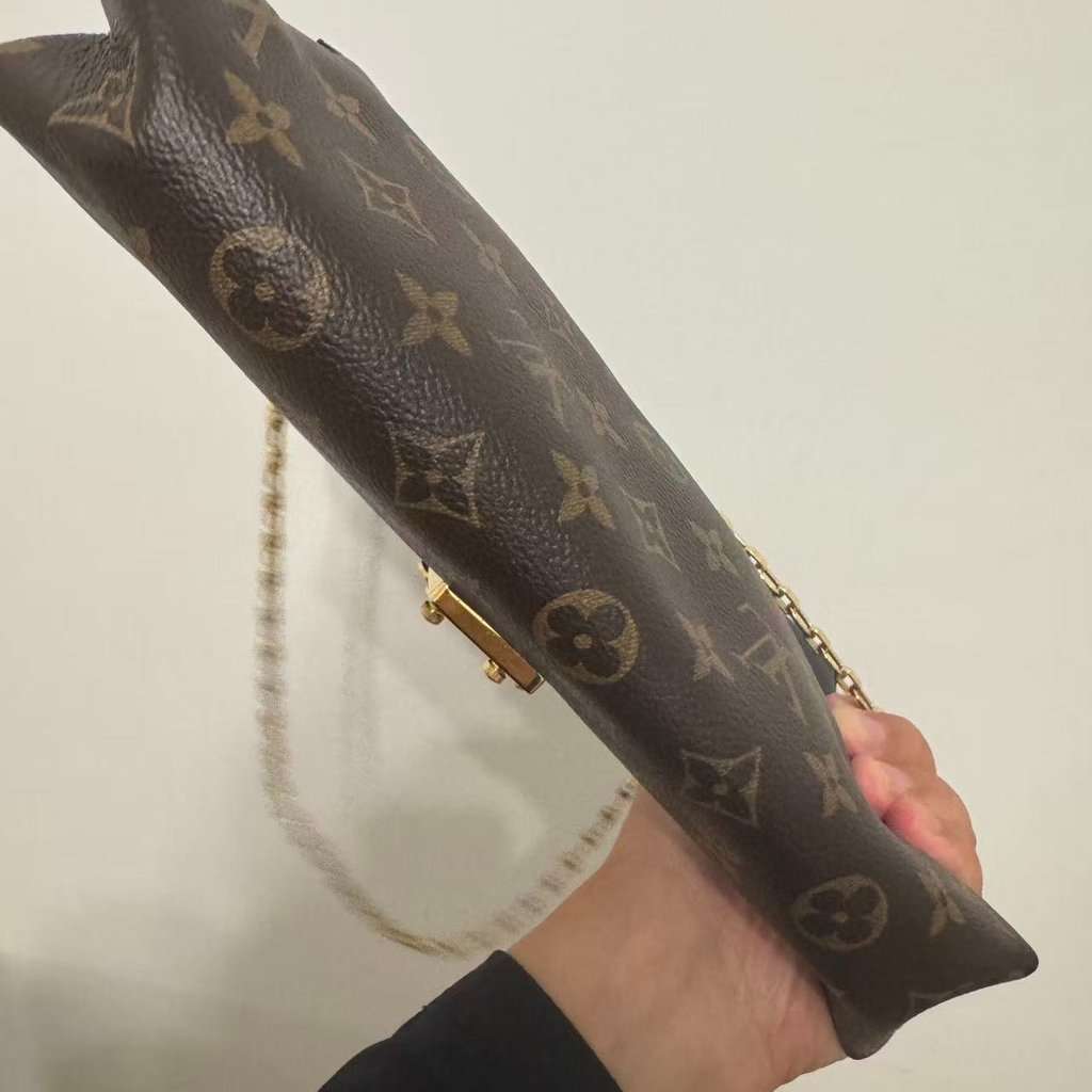Louis Vuitton Pallas chain black monogram Brown Leather Good - Inside View