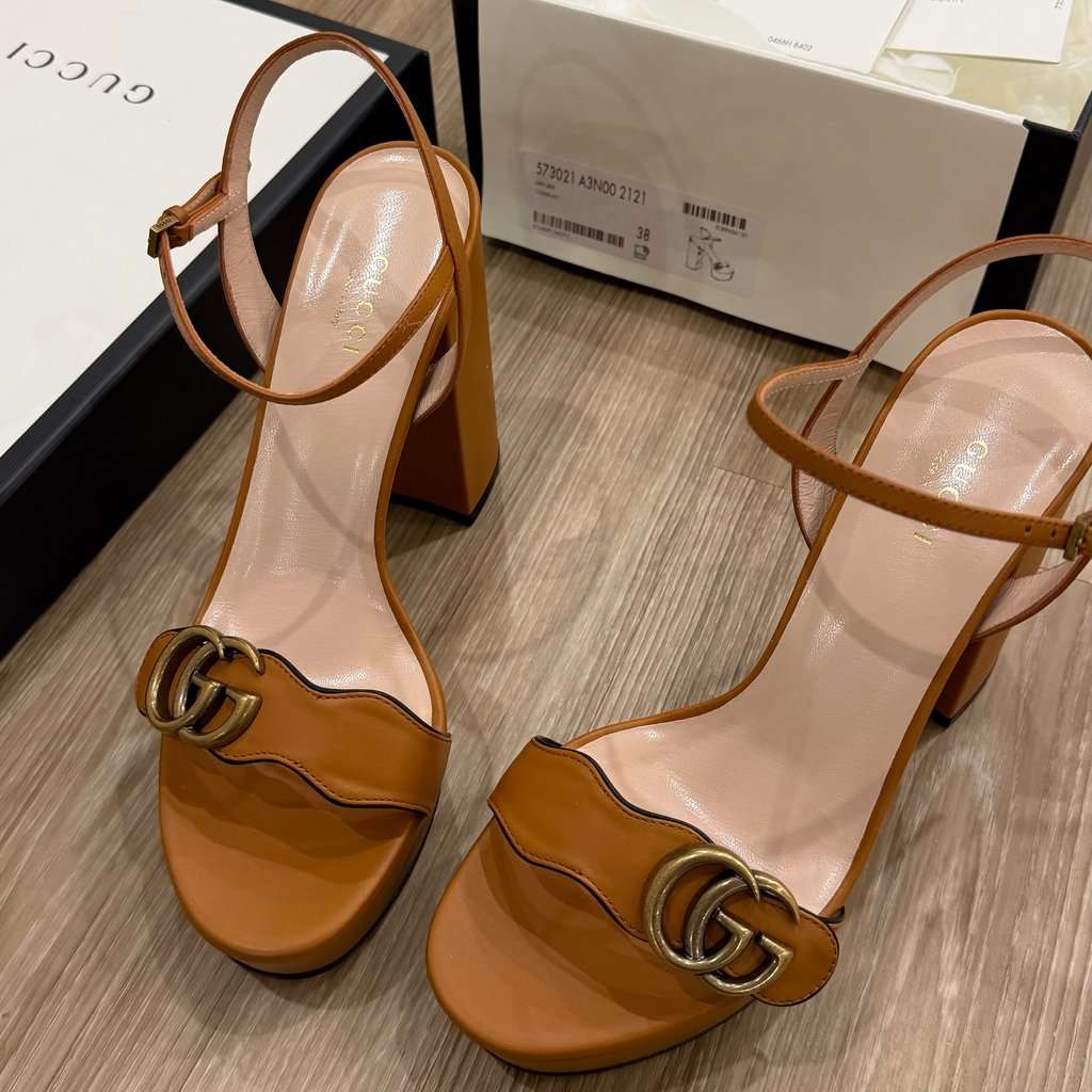 Gucci Marmont platform sandals MultiColor Leather Never worn, with tag - Model View